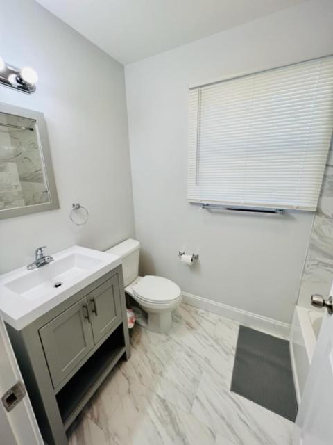 Cozy & Deluxe Apartment - Ez Access To Nyc Newark Buitenkant foto